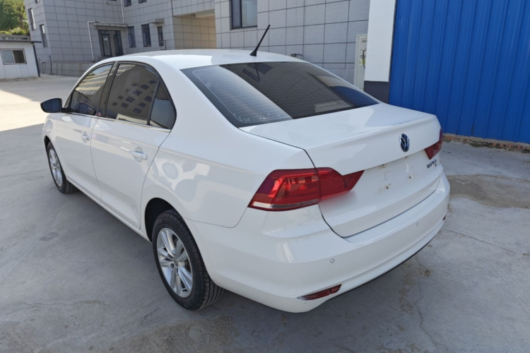 Volkswagen Santana 2018 car image #5