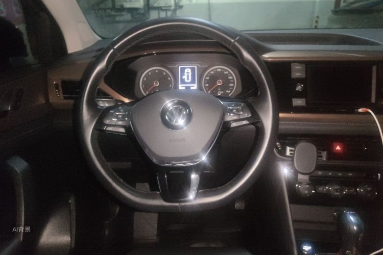 Volkswagen Tharu 2019 car image #12