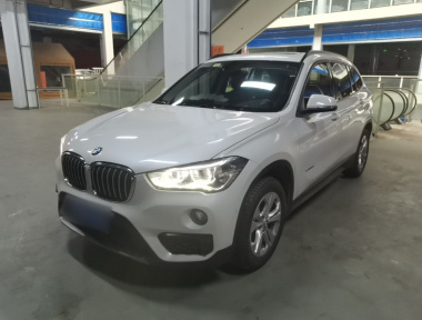 BMW X1 2017 BMW X1 2017 car image