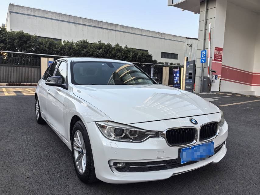 BMW 3 Series 2013 #2 BMW 3 Series 2013 car image #2