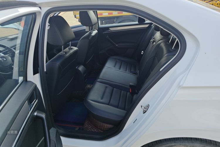 Volkswagen Bora 2018 car image #19