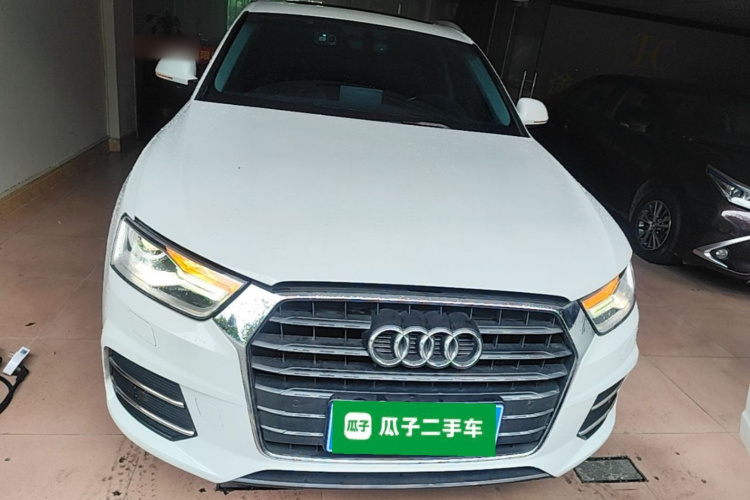 Audi Q3 2017 car image #3