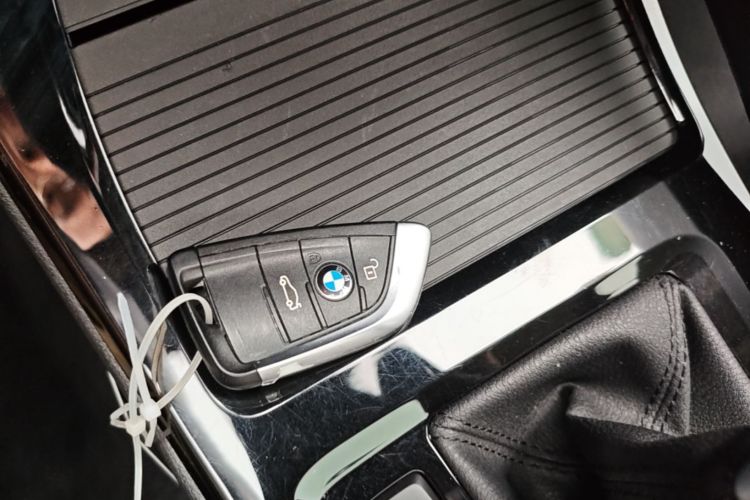 BMW X1 New Energy 2019 #9 BMW X1 New Energy 2019 car image #9
