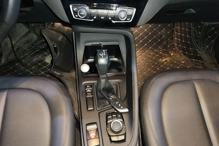 BMW X1 2017 immagine di auto #18