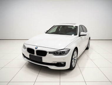BMW 3 Series 2017 BMW 3 Series 2017 immagine di auto
