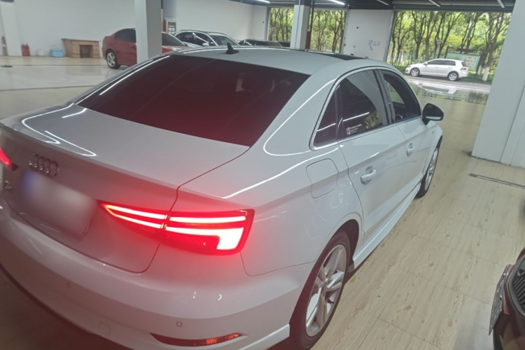 Audi A3 2019 #7 Audi A3 2019 car image #7