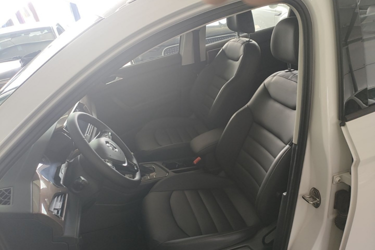 Volkswagen Tharu 2019 #15 Volkswagen Tharu 2019 car image #15
