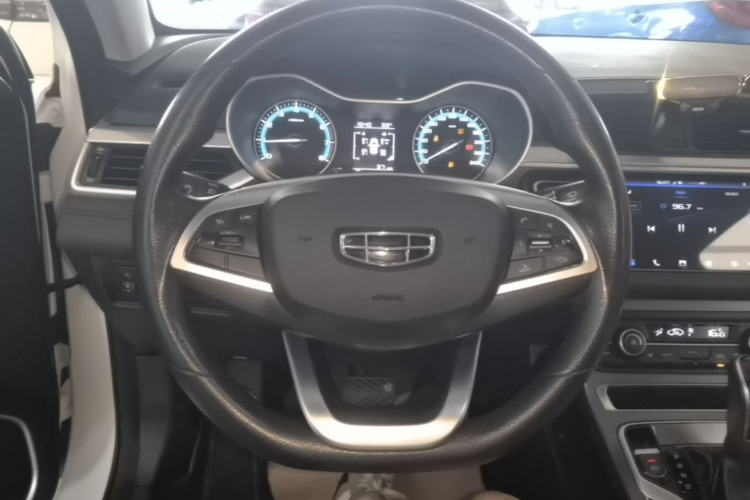 GEELY Emgrand 2020 #11 GEELY Emgrand 2020 car image #11