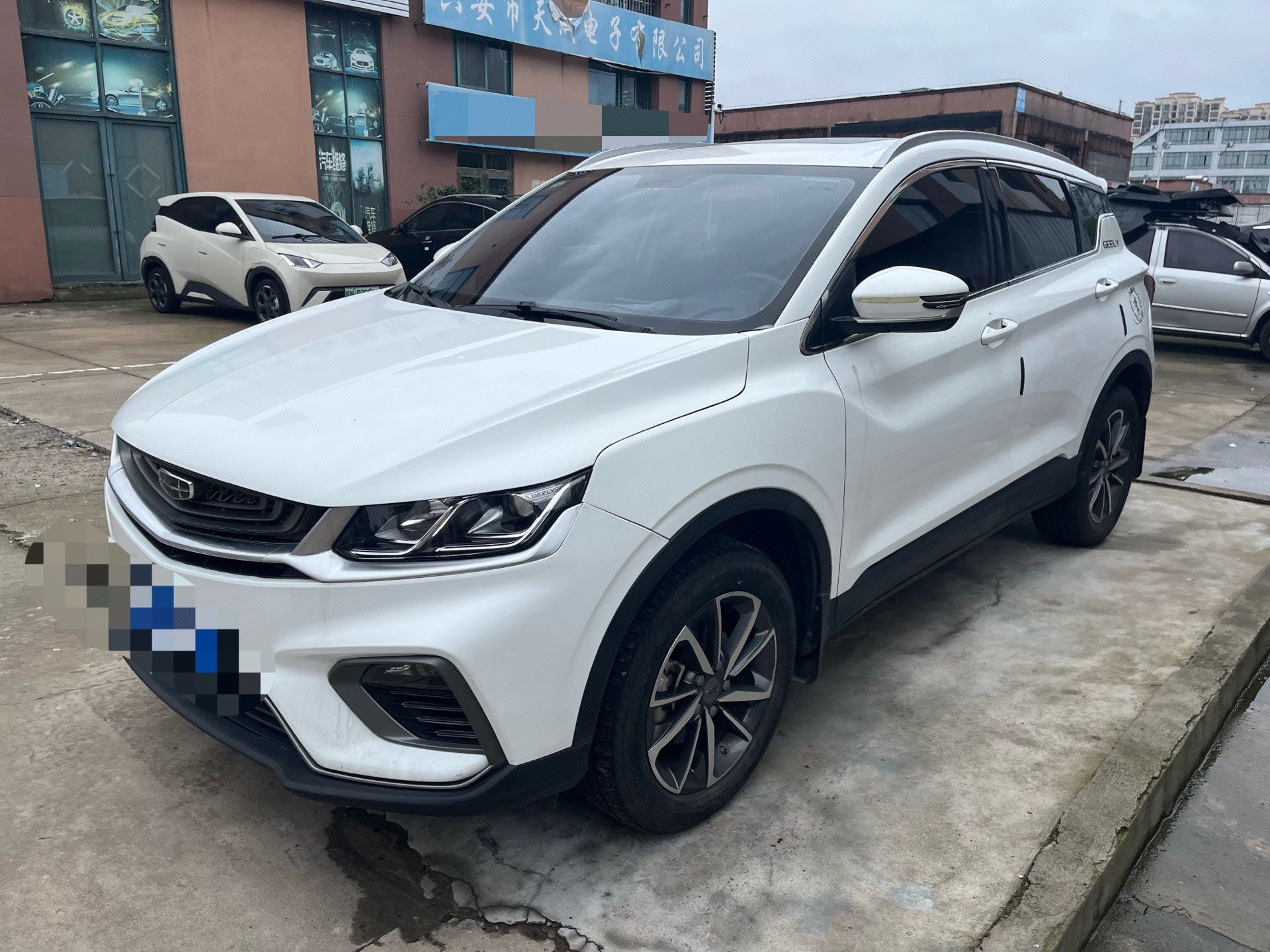 GEELY Coolray 2021 GEELY Coolray 2021 car image