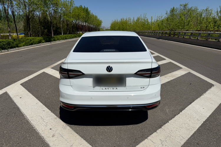 Volkswagen Lavida 2024 car image #7