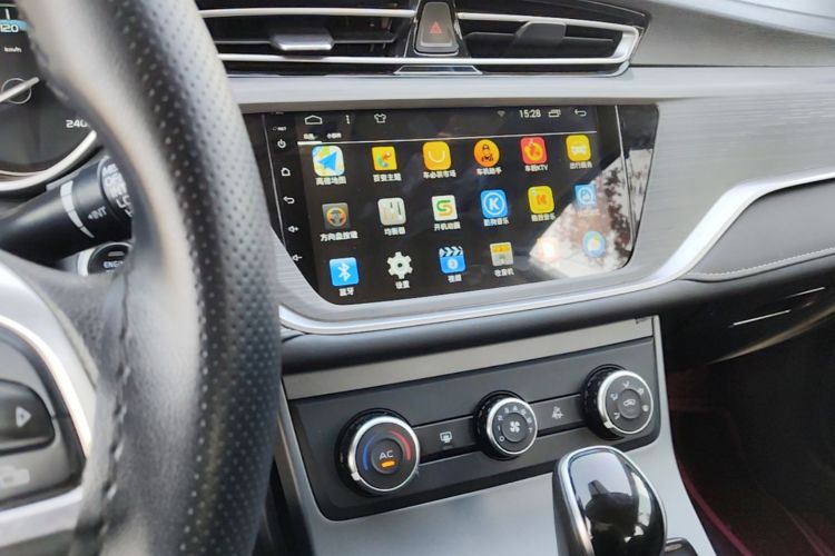GEELY Emgrand 2021 #13 GEELY Emgrand 2021 image de voiture #13