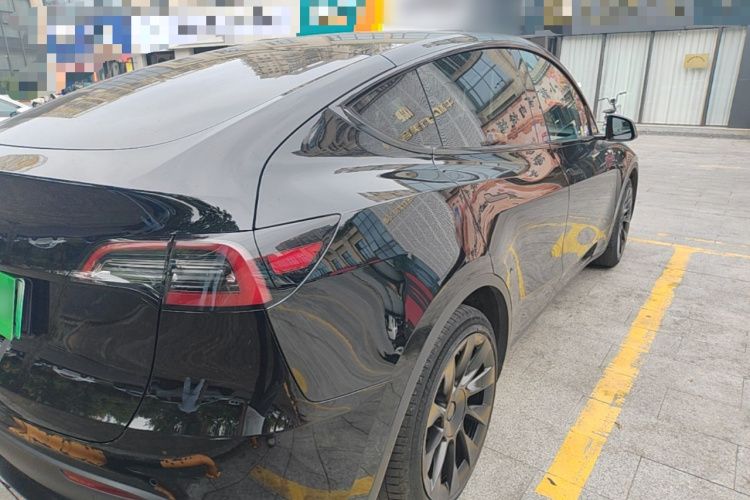 Tesla Model Y 2023 #7 Tesla Model Y 2023 car image #7