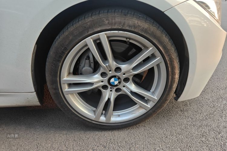BMW 3 Series 2019 #9 BMW 3 Series 2019 car image #9