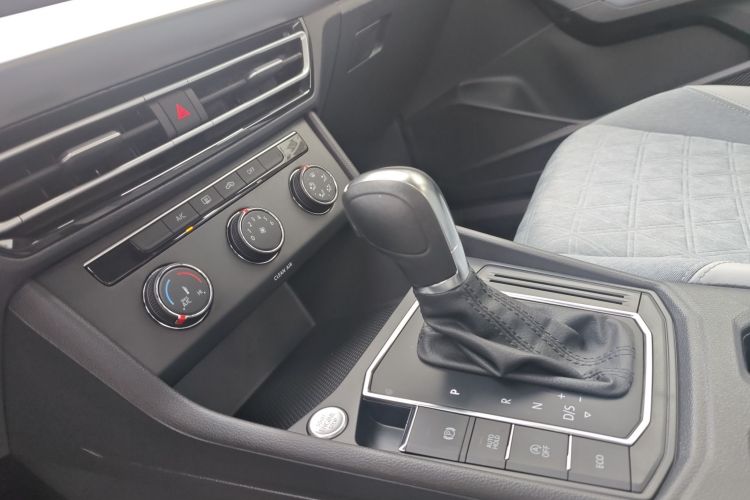 Volkswagen Lavida 2026 car image #15