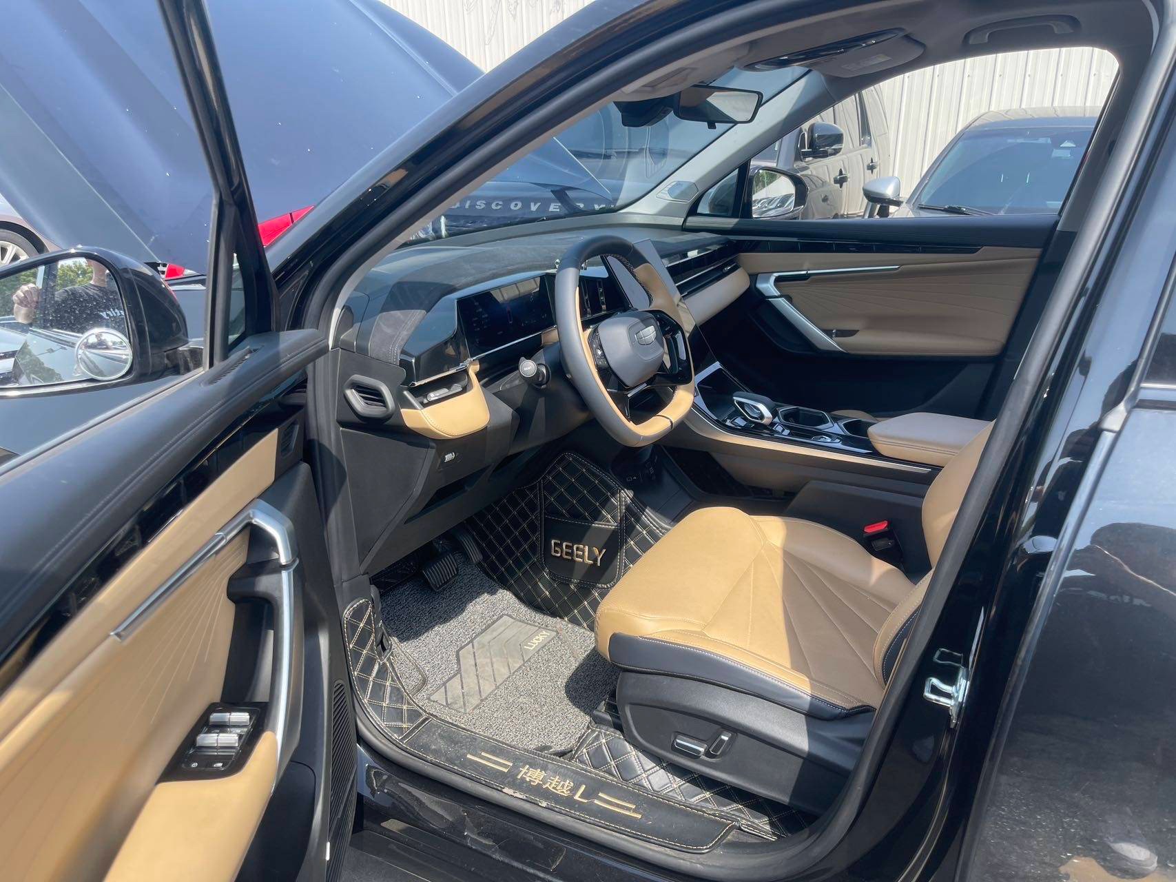 GEELY Boyue L 2023 car image #7