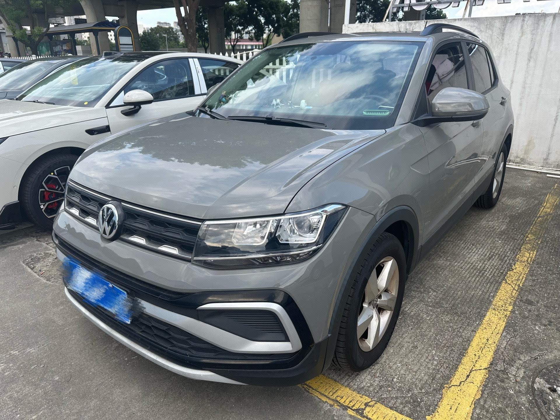 Volkswagen T-Cross 2019 Volkswagen T-Cross 2019 car image
