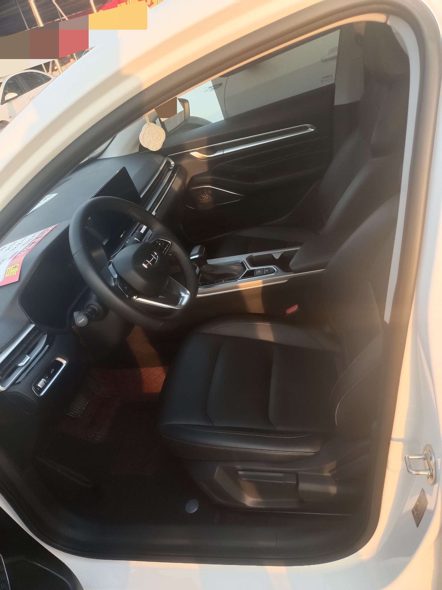 GEELY Emgrand 2022 #4 GEELY Emgrand 2022 car image #4
