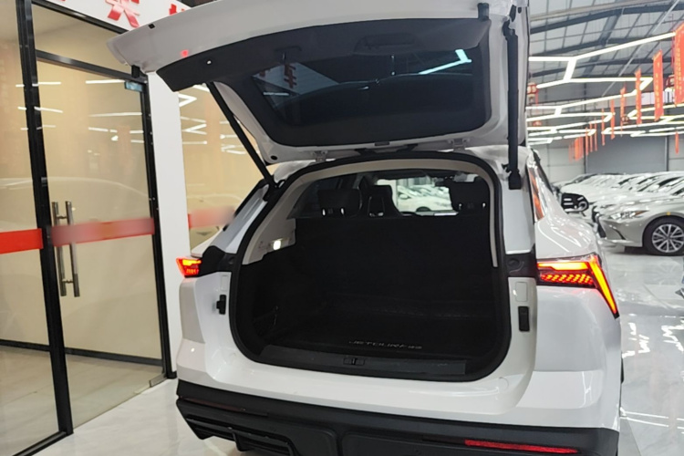 Jetour Dashing 2024 car image #19