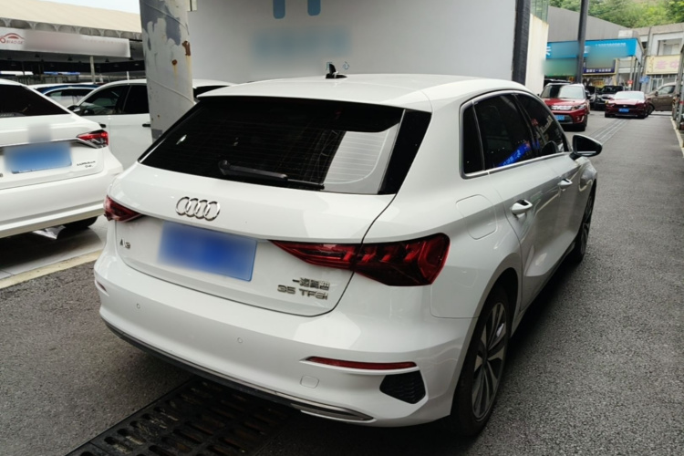 Audi A3 2023 immagine di auto #7