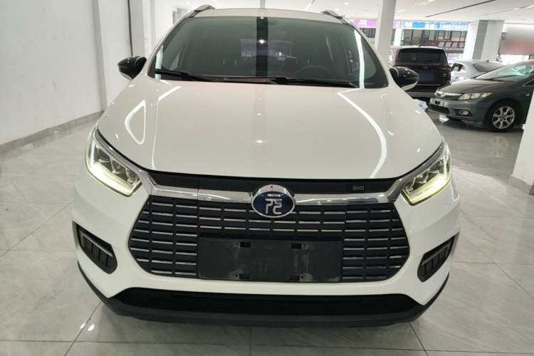 BYD Yuan New Energy 2020 car image #3