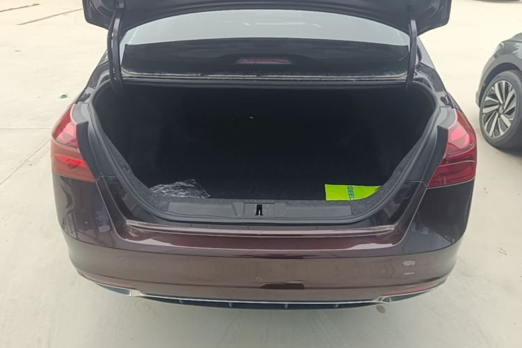 GEELY Emgrand 2019 #19 GEELY Emgrand 2019 car image #19