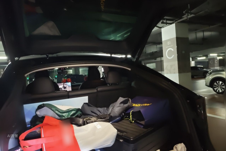 Tesla Model Y 2022 #21 Tesla Model Y 2022 car image #21