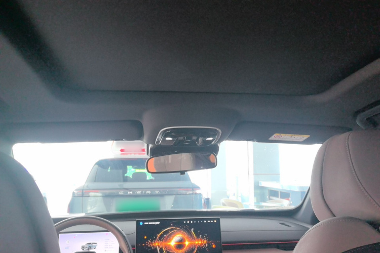 Chery Tiggo 8 Plus 2024 immagine di auto #18