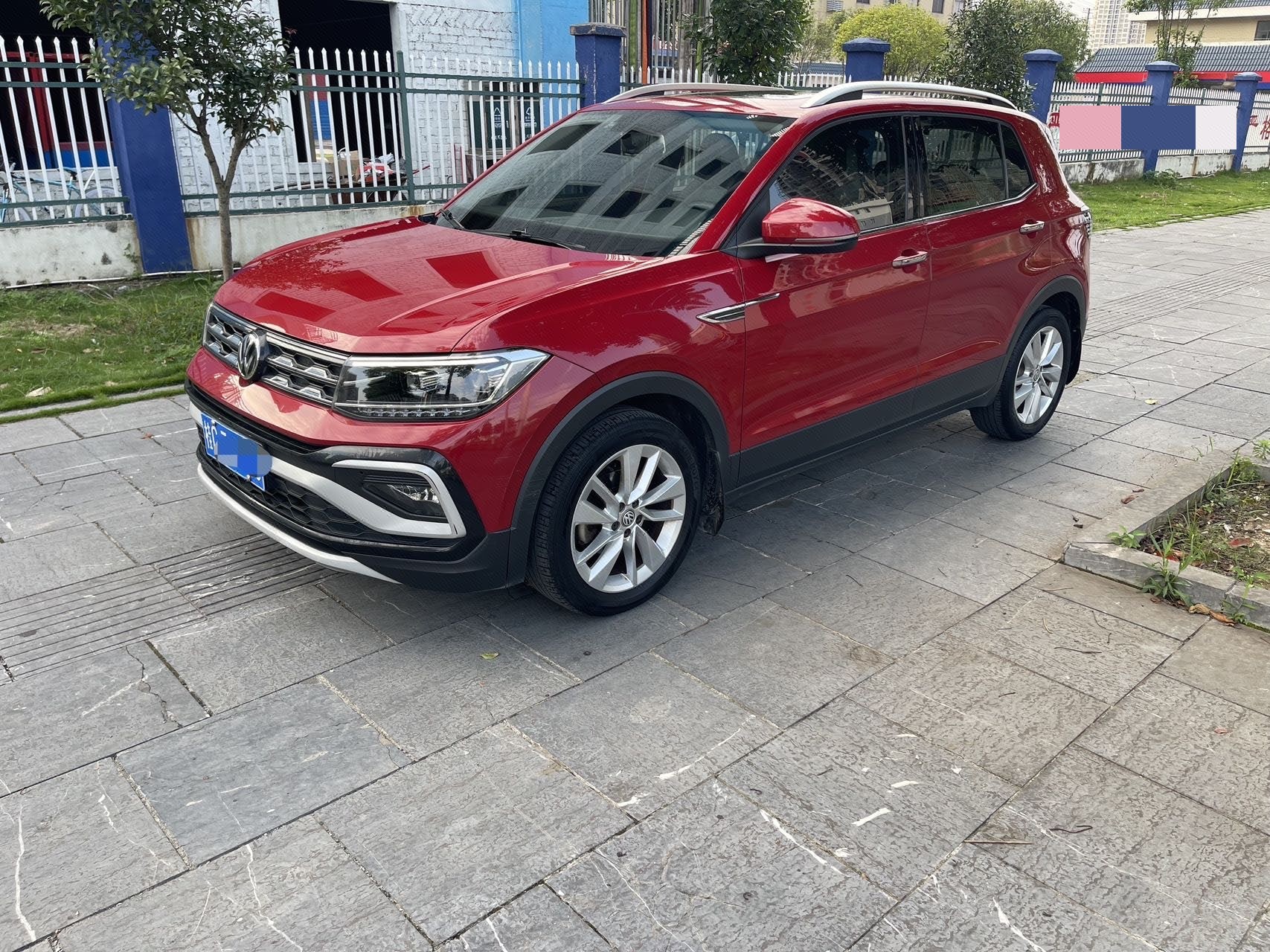 Volkswagen T-Cross 2019 Volkswagen T-Cross 2019 car image