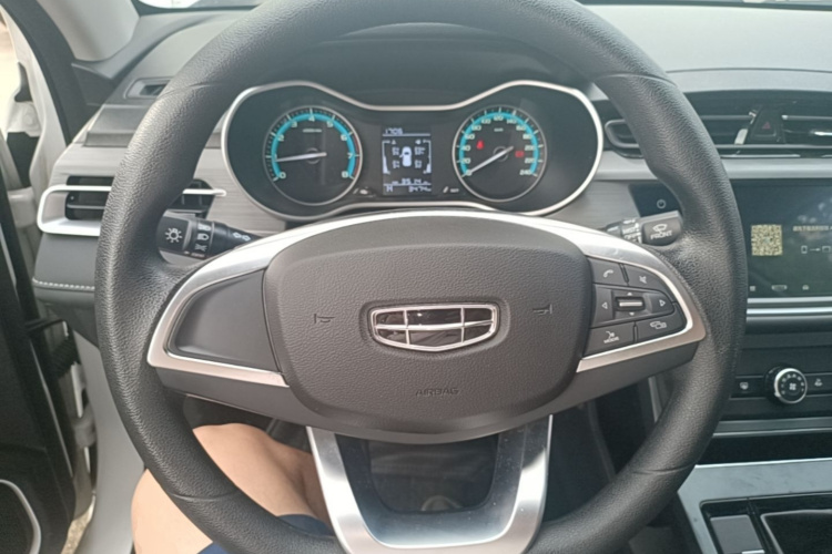 GEELY Emgrand 2021 car image #11