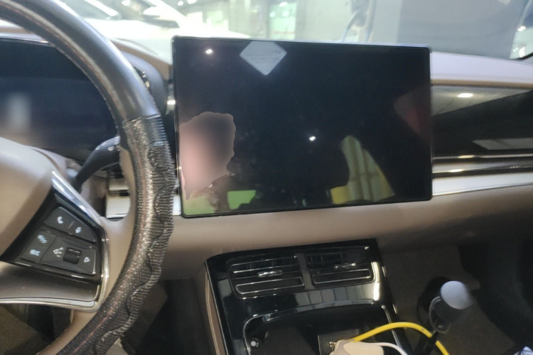BYD Han 2022 immagine di auto #8