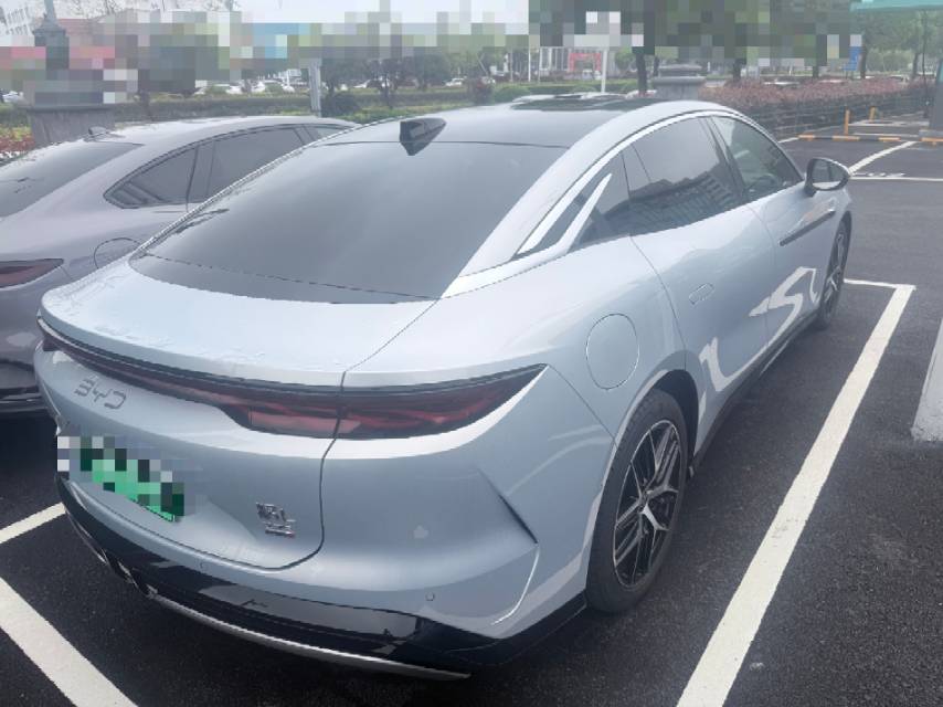 BYD HanL 2025 car image #7