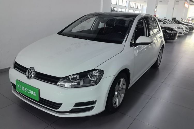 Volkswagen Golf 2015 car image #2