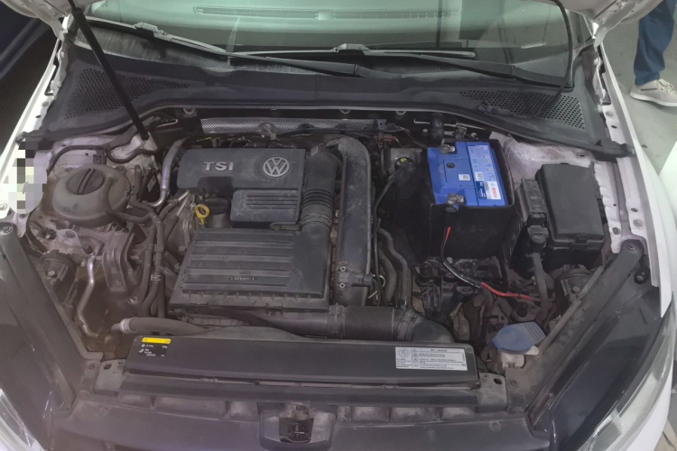 Volkswagen Golf 2016 car image #18