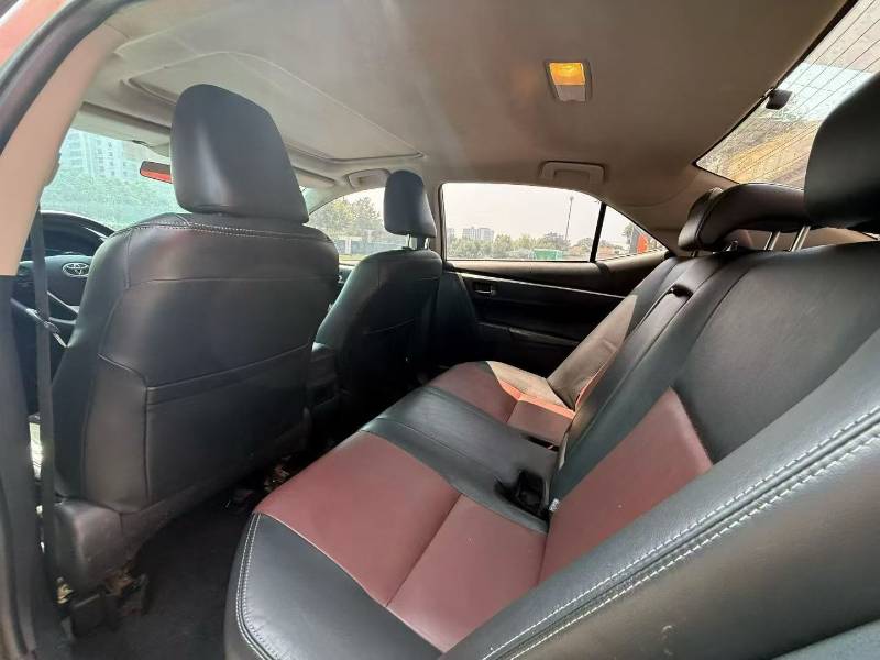 Toyota Corolla 2018 car image #3
