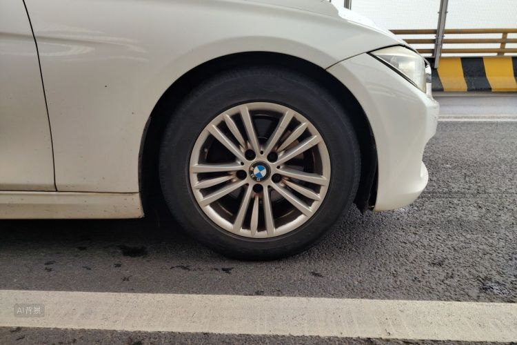 BMW 3 Series 2015 car image #9