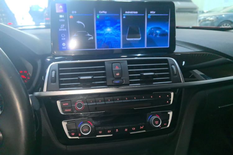 BMW 3 Series 2018 #13 BMW 3 Series 2018 car image #13