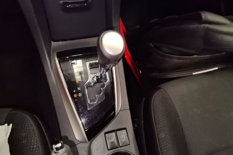 Toyota Corolla 2019 #14 Toyota Corolla 2019 car image #14