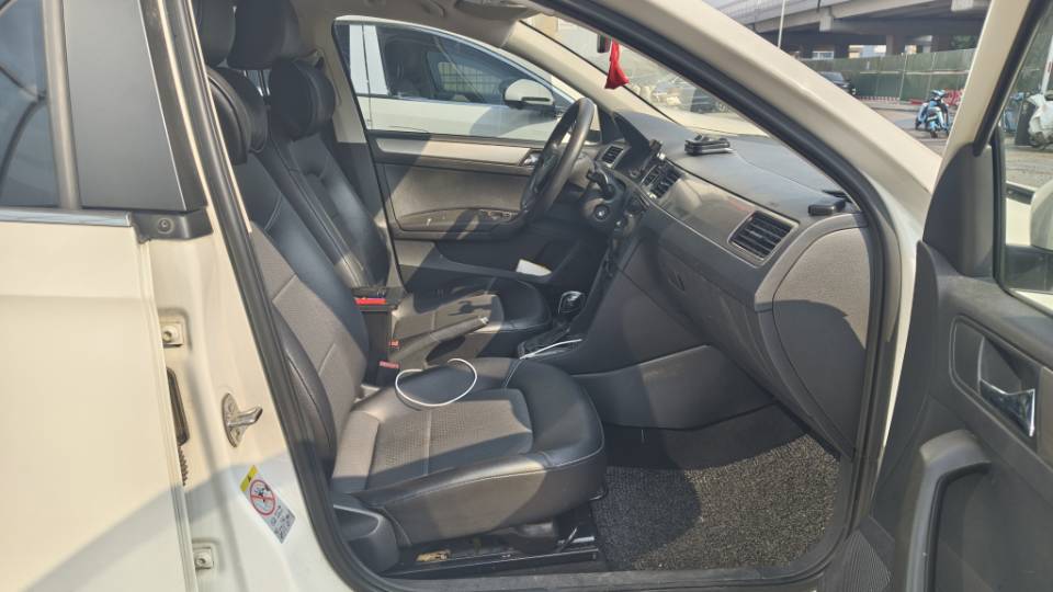 Volkswagen Santana 2016 #7 Volkswagen Santana 2016 car image #7