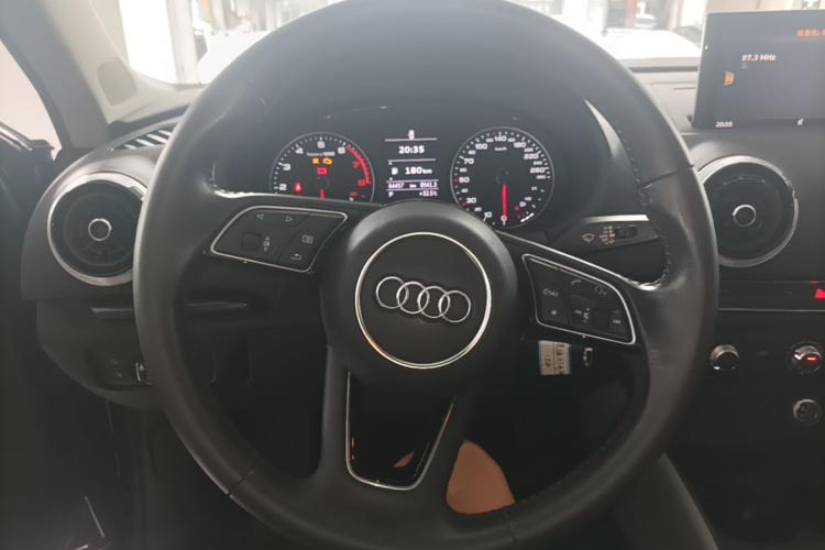 Audi A3 2018 #11 Audi A3 2018 car image #11
