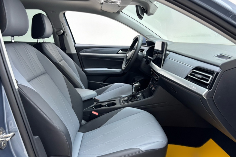 Volkswagen Lavida 2023 car image #11