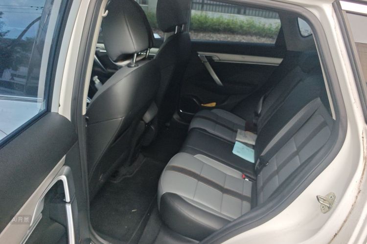 GEELY Coolray 2023 car image #19