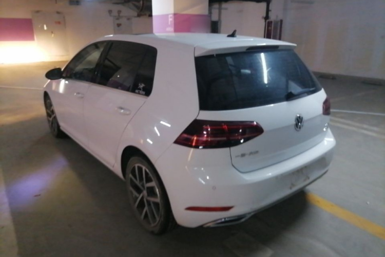 Volkswagen Golf 2019 #5 Volkswagen Golf 2019 car image #5