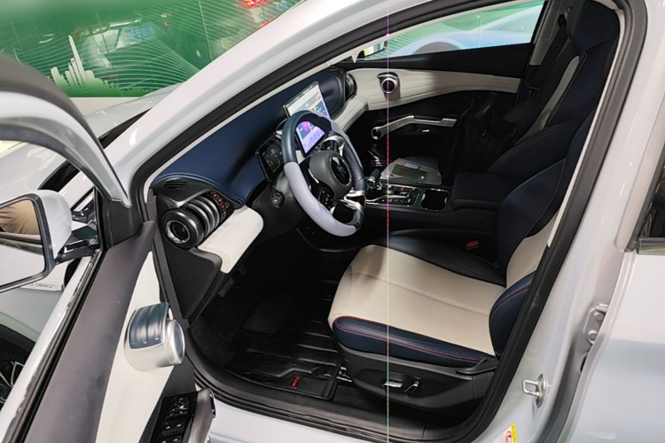 BYD Yuan Plus 2023 car image #16