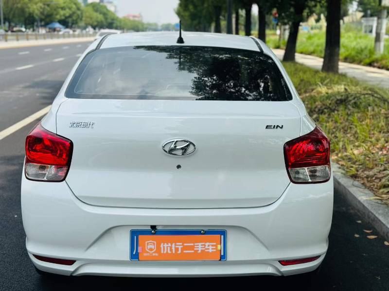 Hyundai Reina 2019 car image #8