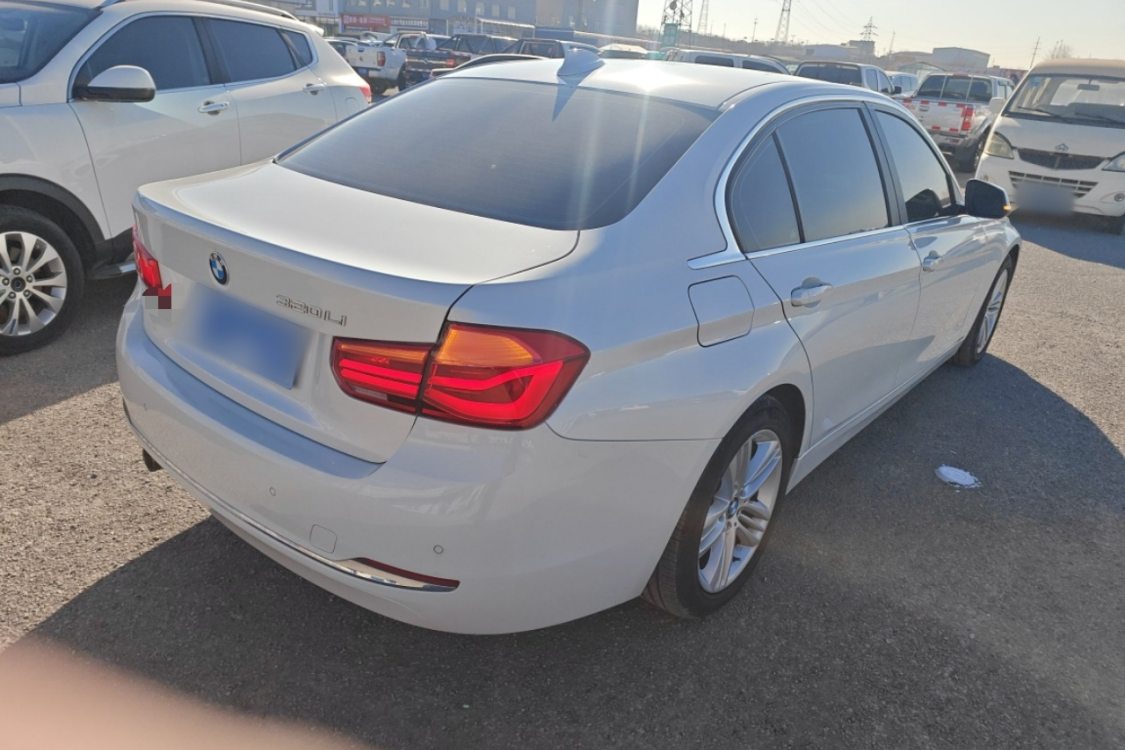 BMW 3 Series 2016 car image #3
