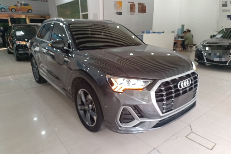 Audi Q3 2021 #4 Audi Q3 2021 car image #4