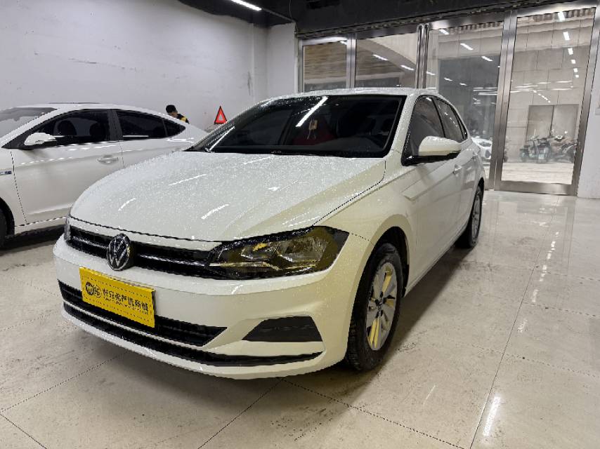 Volkswagen Polo 2024 car image 
