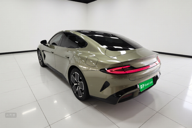 MI SU7 2024 immagine di auto #5