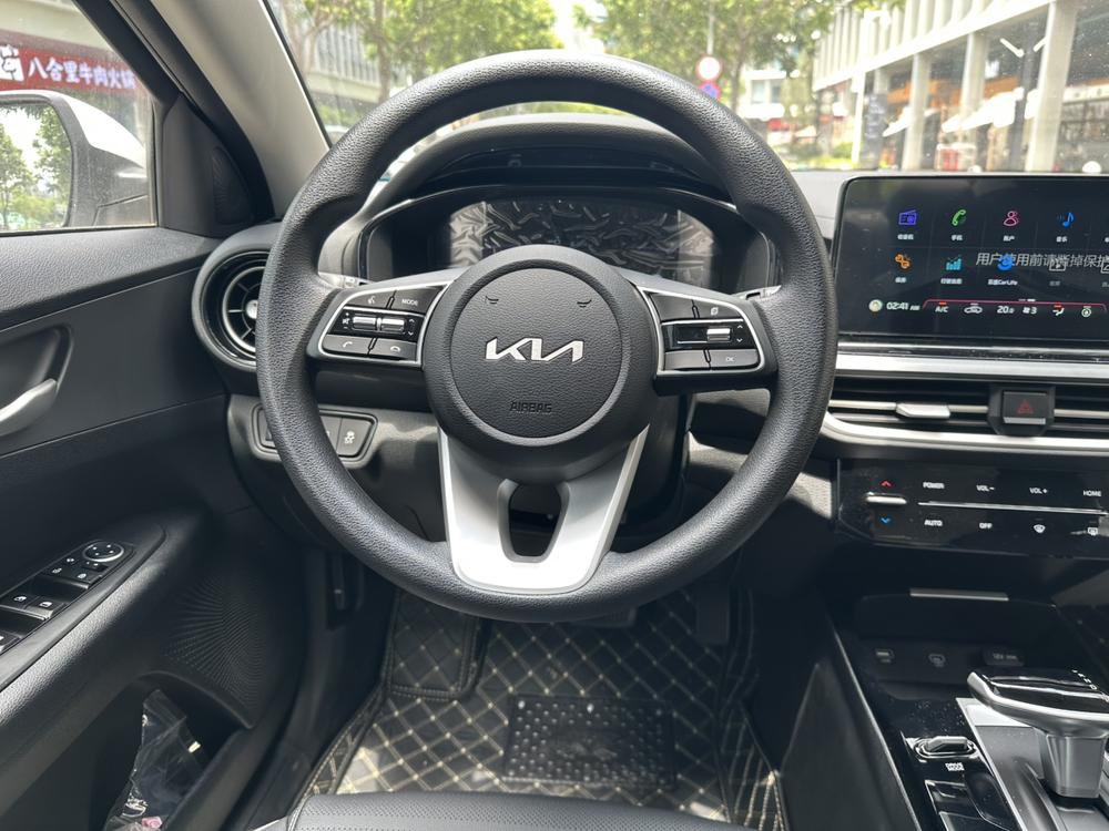 Kia K3 2026 car image #7