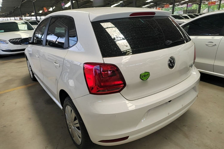 Volkswagen Polo 2018 car image #7